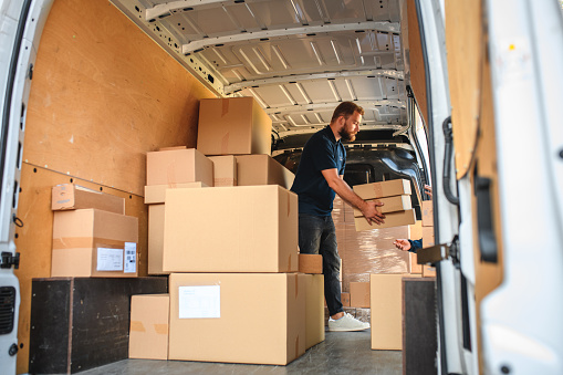Fourgon transport sur mesure Genève